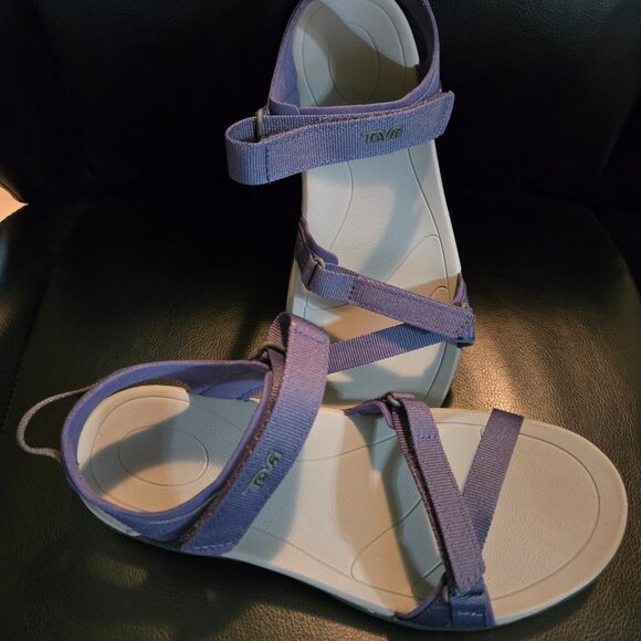 Women's Teva Verra Sandal Color: Crown Blue -size 7.5 - Picture 1 of 3